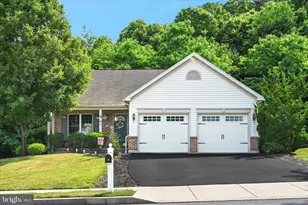 14 Cranberry Ct, Lebanon, PA 17046 - Photo 2