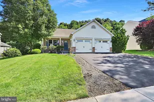 14 Cranberry Ct, Lebanon, PA 17046 - Photo 2