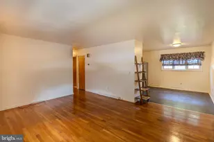 272 S 23rd St, Lebanon, PA 17042 - Photo 8