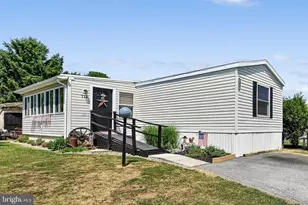 717 Palm City Park Tp-0232 Park, Annville, PA 17003 - Photo 2