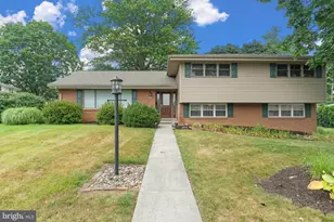 102 Lynnwood Dr, Palmyra, PA 17078 - Photo 1