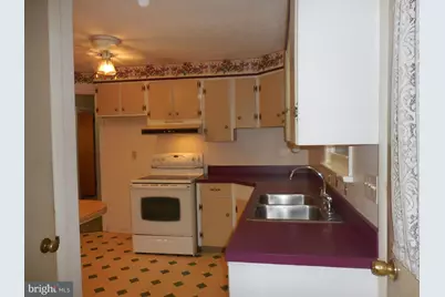 901 S 4th Avenue, Lebanon, PA 17042 - Photo 4