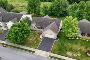 115 Arbor Dr, Myerstown, PA 17067 - Photo 4