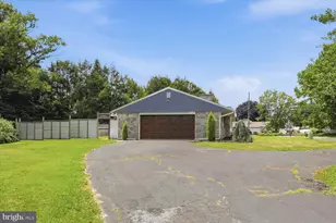 1697 S 5th Ave, Lebanon, PA 17042 - Photo 4