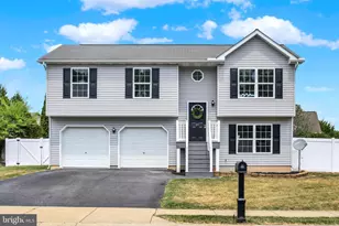 29 Shirk Dr, Fredericksburg, PA 17026 - Photo 2