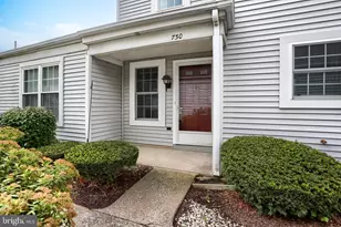 730 Cambridge Ct, Palmyra, PA 17078 - Photo 1