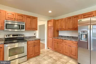 228 S Broad St, Jonestown, PA 17038 - Photo 18