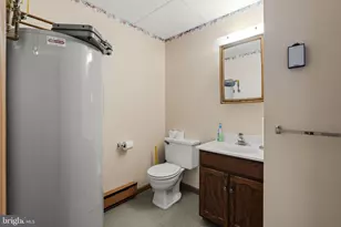 221 W Hamilton Ave, Myerstown, PA 17067 - Photo 40