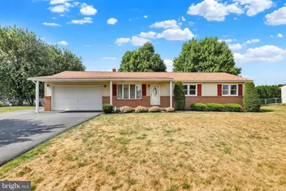 812 Sycamore Ln, Lebanon, PA 17046 - Photo 1