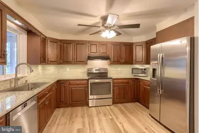 121 Cedar Street, Lebanon, PA 17042 - Photo 12