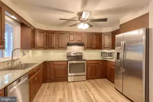 121 Cedar St, Lebanon, PA 17042 - Photo 12