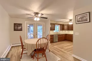 121 Cedar St, Lebanon, PA 17042 - Photo 10