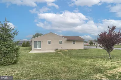 202 Village Dr, Newmanstown, PA 17073 - Photo 30