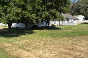 602 Mulberry Ln, Lebanon, PA 17046 - Photo 2