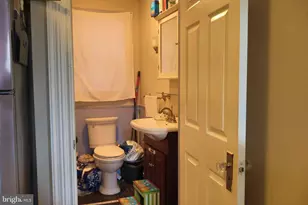 222 S 8th St, Lebanon, PA 17042 - Photo 10