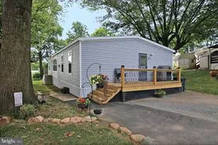 61 Lebanon Valley Ct Tp-0061 Ct, Lebanon, PA 17046 - Photo 2