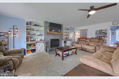 980 S Green Street, Palmyra, PA 17078 - Photo 4