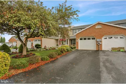313 Acorn Circle, Lebanon, PA 17042 - Photo 2