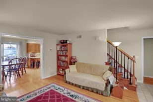 313 Acorn Cir, Lebanon, PA 17042 - Photo 6