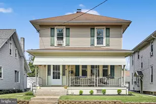 324 S Lincoln St, Palmyra, PA 17078 - Photo 1