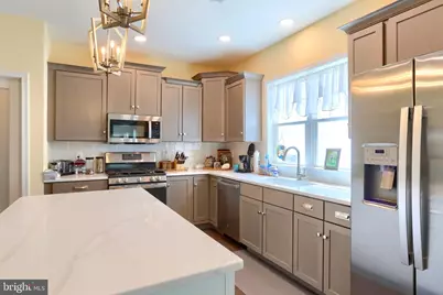 709 Jeffsu Lane, Lebanon, PA 17003 - Photo 8