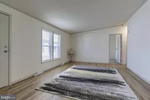 154 W Spruce St, Palmyra, PA 17078 - Photo 16