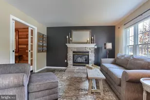 15 Oak Knoll Cir, Lebanon, PA 17042 - Photo 10