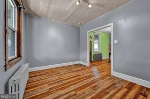 121 W Washington Ave, Myerstown, PA 17067 - Photo 8