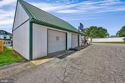 121 W Washington Avenue, Myerstown, PA 17067 - Photo 32