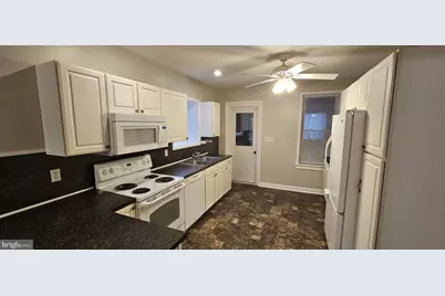 757 Locust Street, Lebanon, PA 17042 - Photo 6