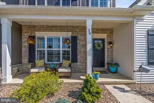 39 Blue Jay Wy, Lebanon, PA 17042 - Photo 4