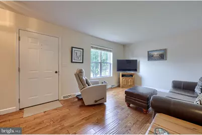 11 Sue Circle, Lebanon, PA 17042 - Photo 2
