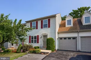 11 Sue Cir, Lebanon, PA 17042 - Photo 1