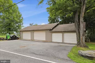 3255 W Oak St, Lebanon, PA 17042 - Photo 2