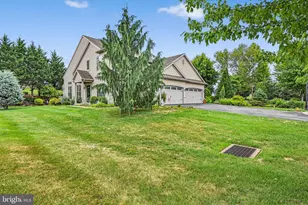 812 Briar Edge Ct, Lebanon, PA 17046 - Photo 10