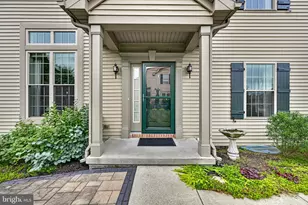 812 Briar Edge Ct, Lebanon, PA 17046 - Photo 6