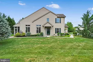 812 Briar Edge Ct, Lebanon, PA 17046 - Photo 4