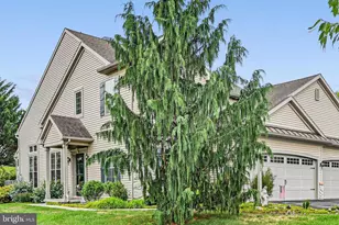 812 Briar Edge Ct, Lebanon, PA 17046 - Photo 8