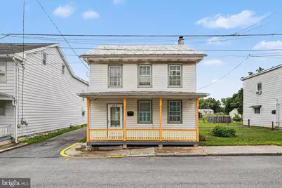 428 W Queen Street, Annville, PA 17003 - Photo 1
