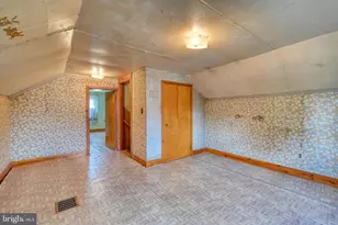 698 N 2nd Ave, Lebanon, PA 17046 - Photo 18