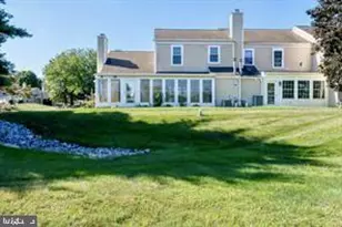 1401 Cambridge Ct, Palmyra, PA 17078 - Photo 4