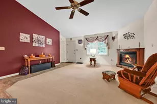 68 Springhouse Dr, Myerstown, PA 17067 - Photo 8