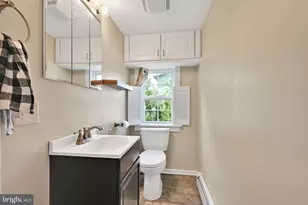 1553 Elm St, Lebanon, PA 17042 - Photo 16