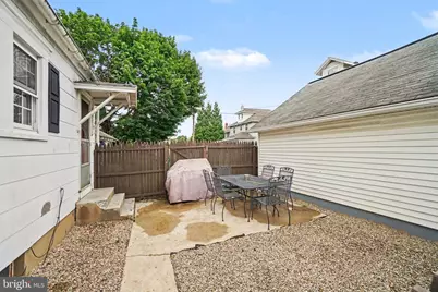 911 W Cherry Street, Palmyra, PA 17078 - Photo 20