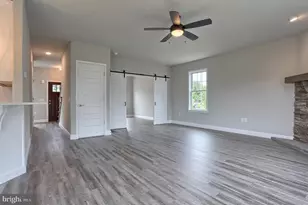 03 Starlight Ln, Lebanon, PA 17046 - Photo 10