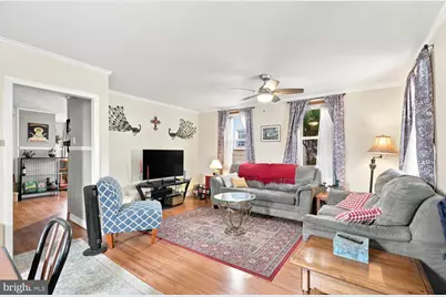 24 E Carpenter Avenue, Myerstown, PA 17067 - Photo 2