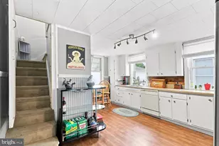 24 E Carpenter Ave, Myerstown, PA 17067 - Photo 6
