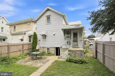 24 E Carpenter Avenue, Myerstown, PA 17067 - Photo 18