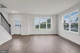8 Melrose Ln, Palmyra, PA 17078 - Photo 4