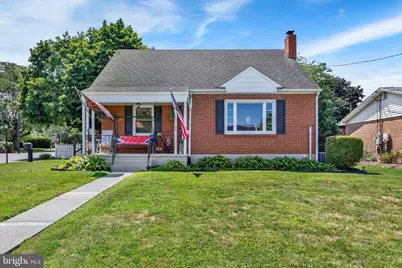 106 E Poplar Street, Lebanon, PA 17042 - Photo 2